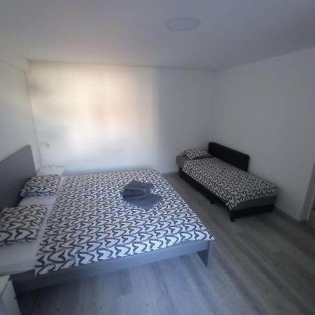 Apartmaja Eva&Pia Koper Ngoại thất bức ảnh