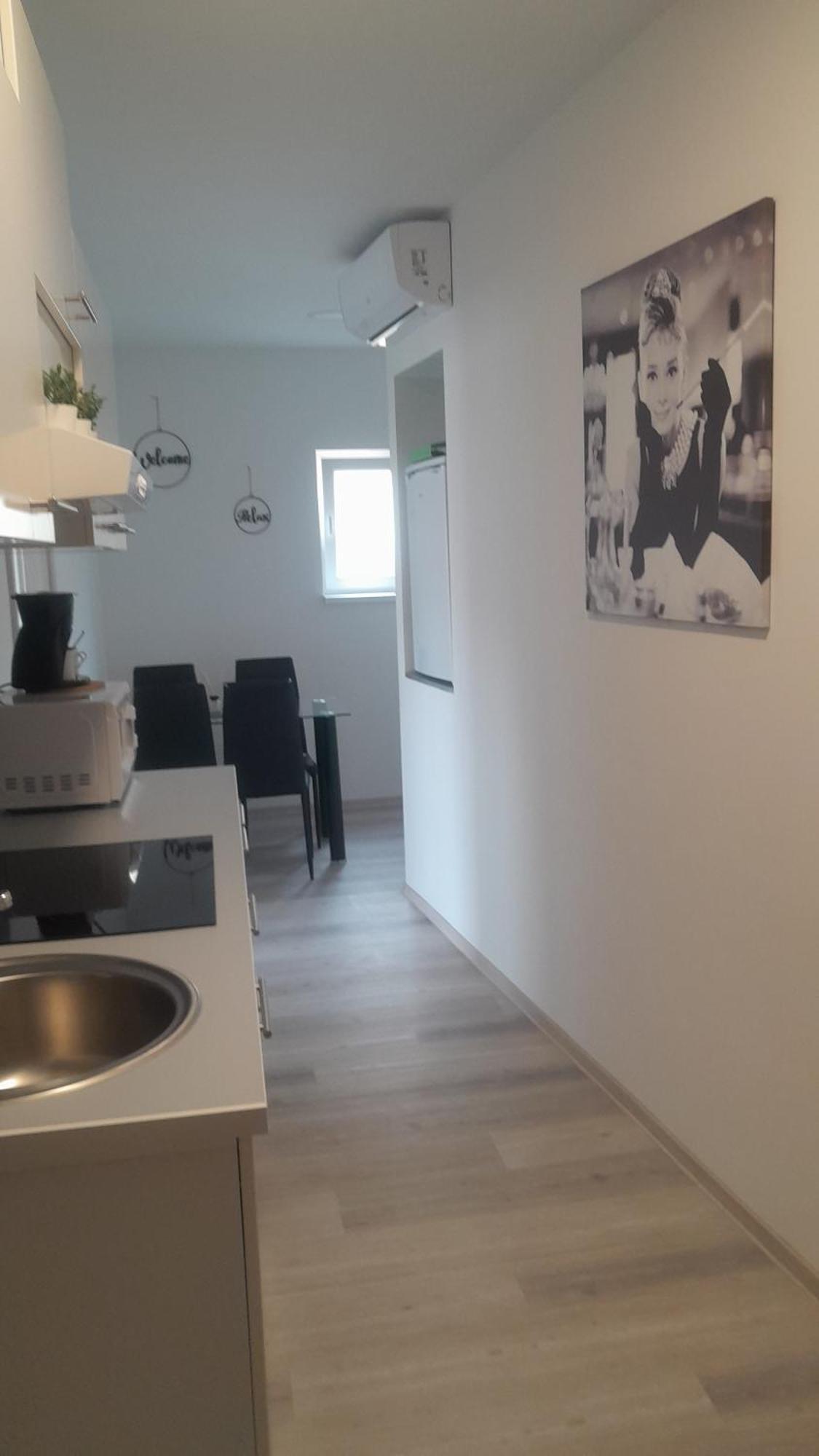 Apartmaja Eva&Pia Koper Ngoại thất bức ảnh