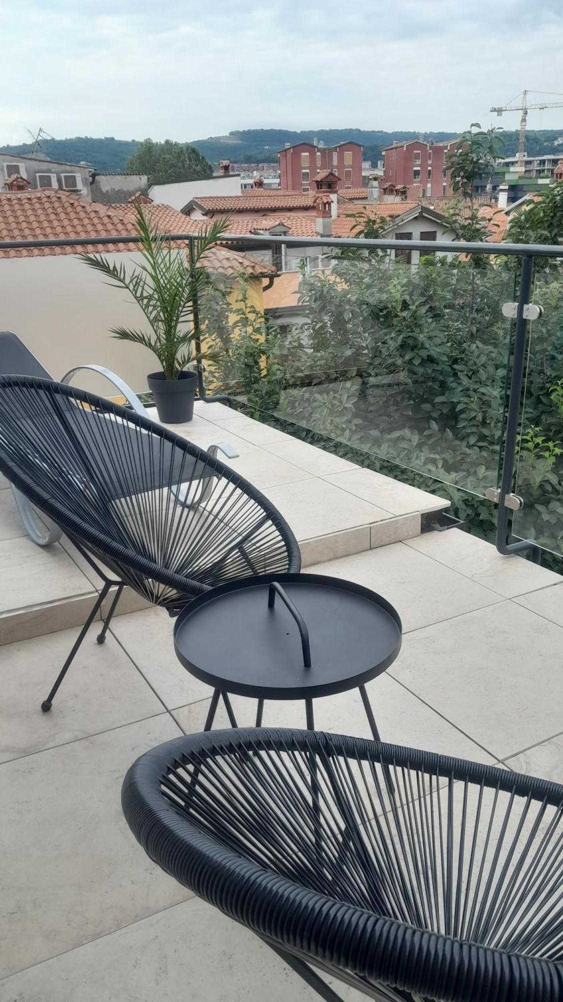 Apartmaja Eva&Pia Koper Ngoại thất bức ảnh