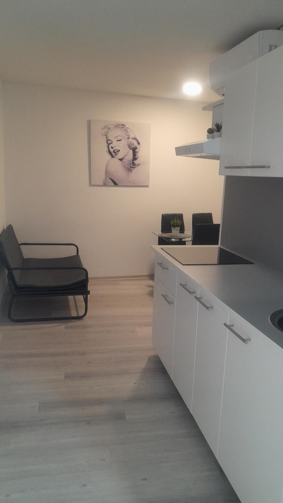 Apartmaja Eva&Pia Koper Ngoại thất bức ảnh