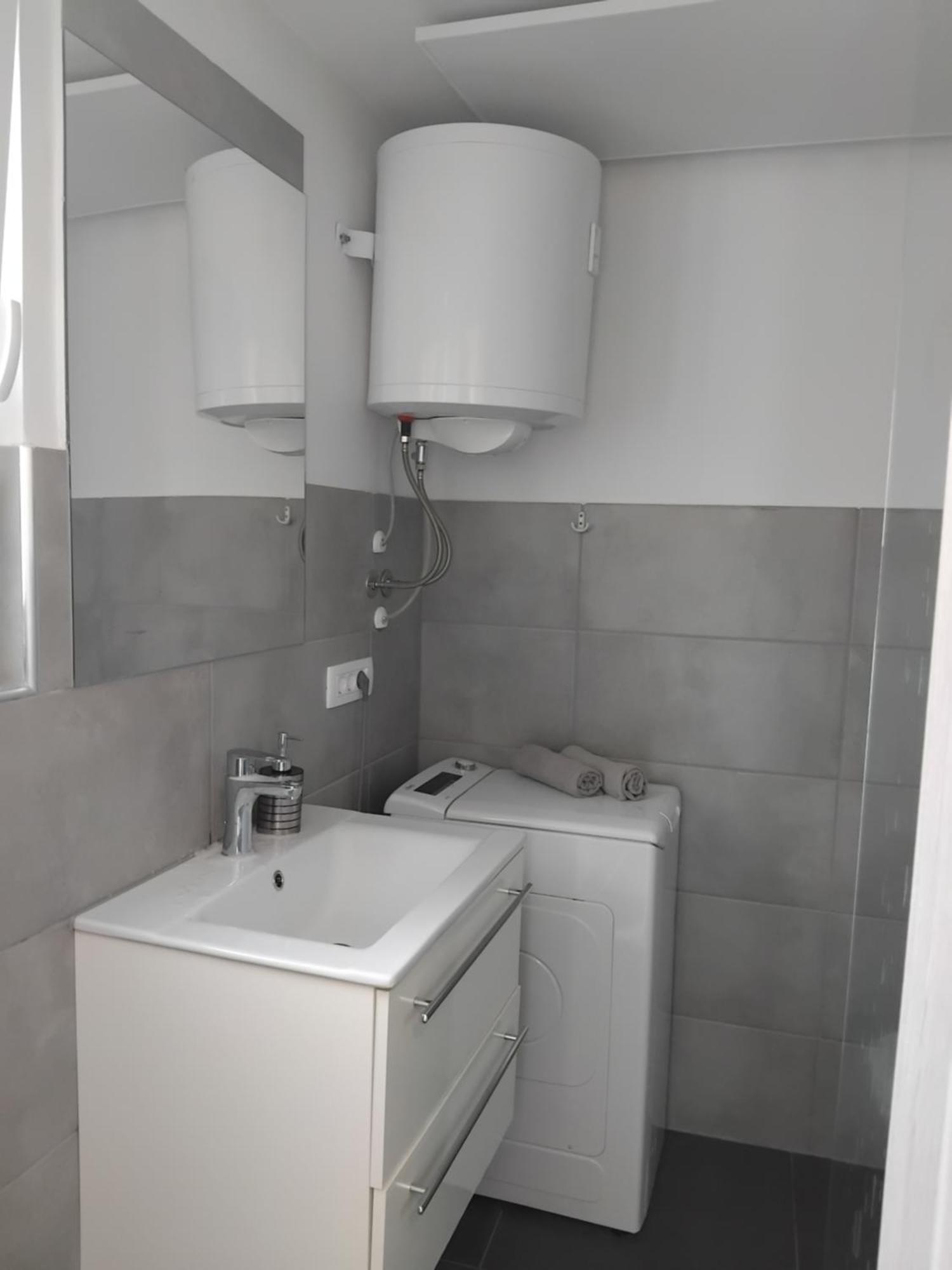 Apartmaja Eva&Pia Koper Ngoại thất bức ảnh