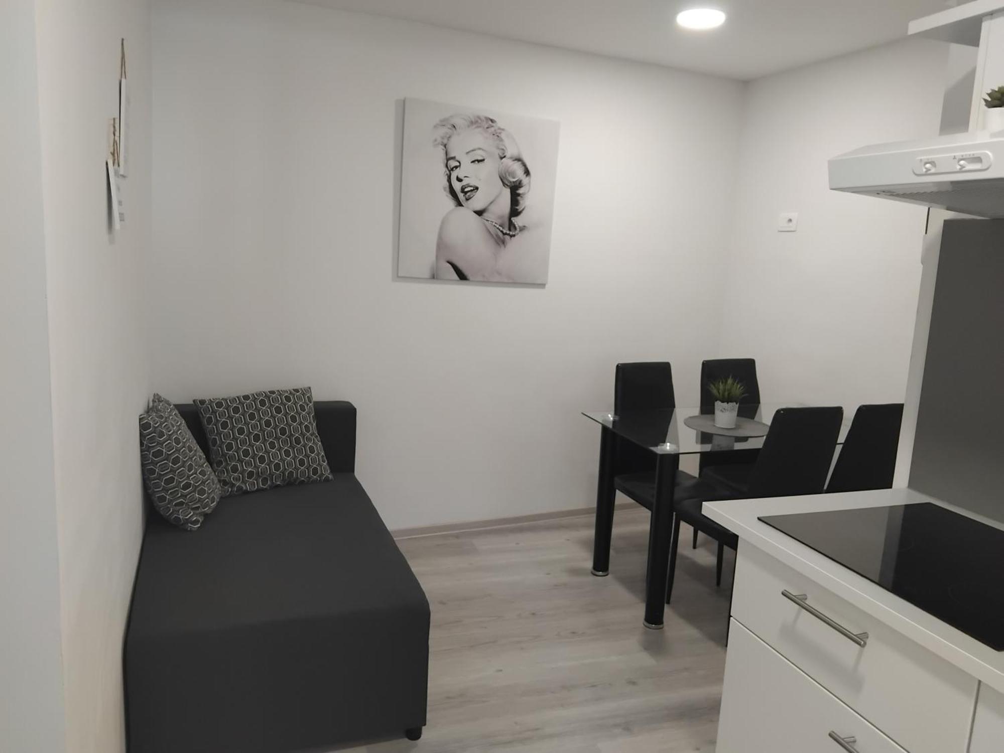 Apartmaja Eva&Pia Koper Ngoại thất bức ảnh